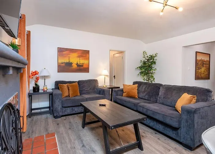 Chic And Spacious 3Br Gem In Central La