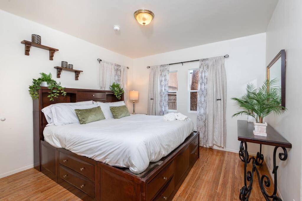 Apartamento Chic And Spacious 3br Gem In La *