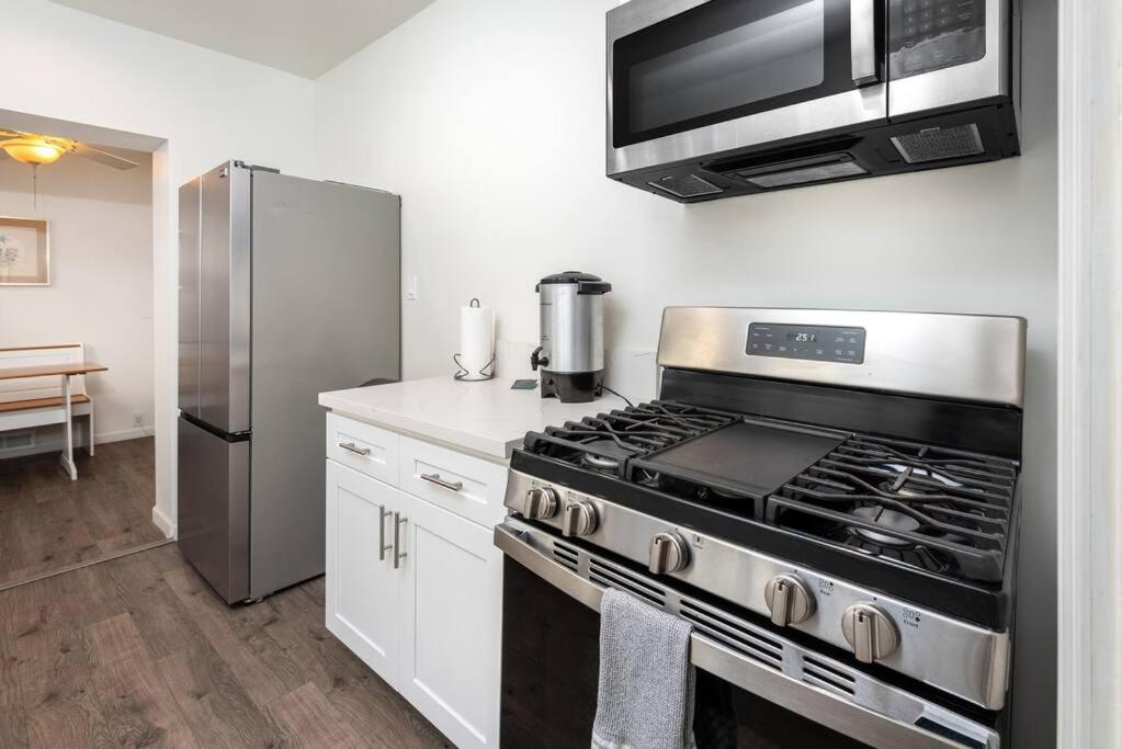 Chic And Spacious 3br Gem In La Appartement *